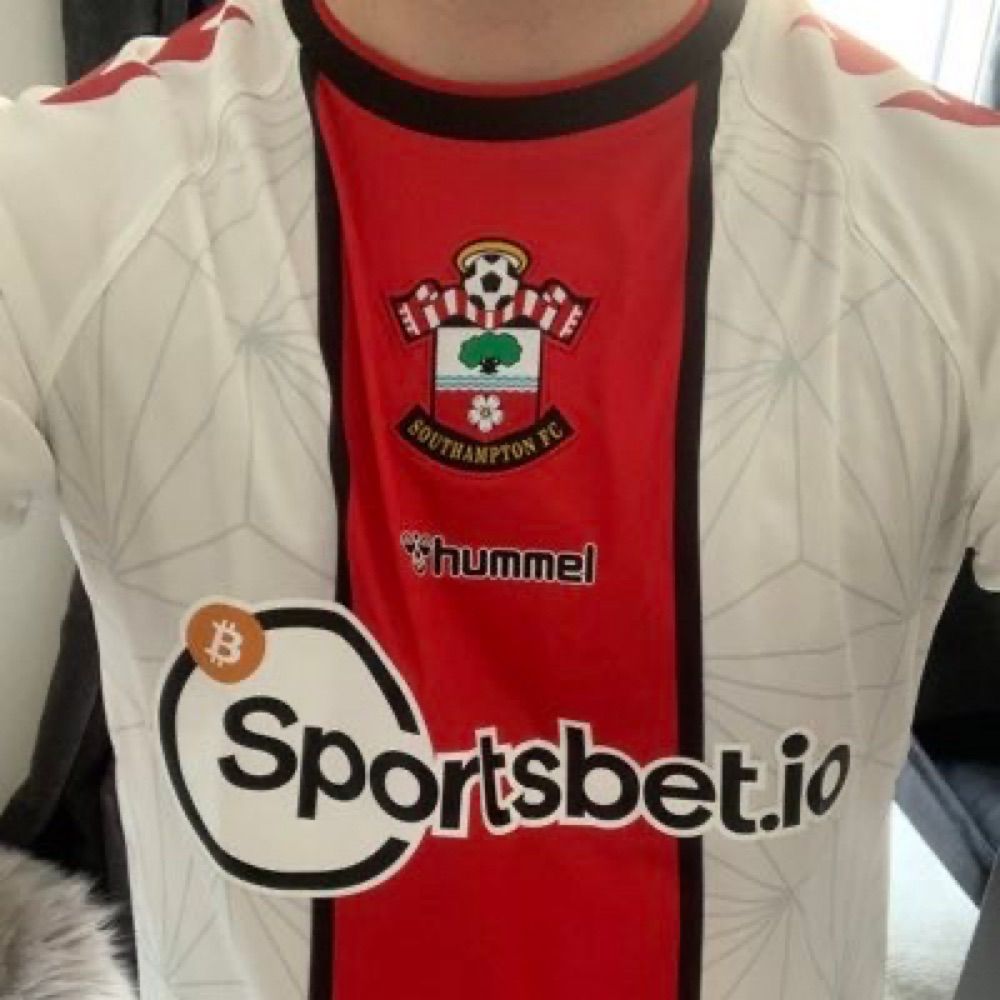 Dan 🔴⚪️