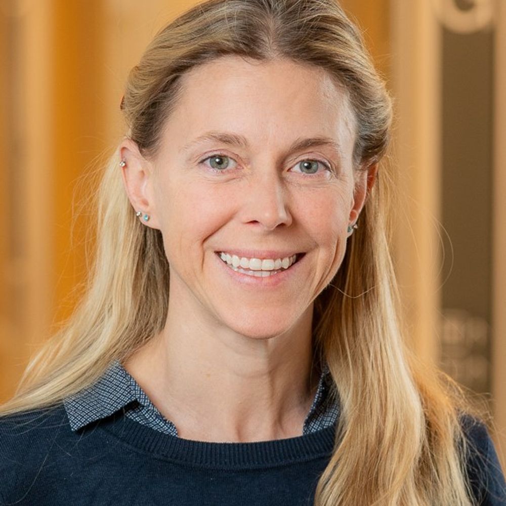 Donna Vakalis