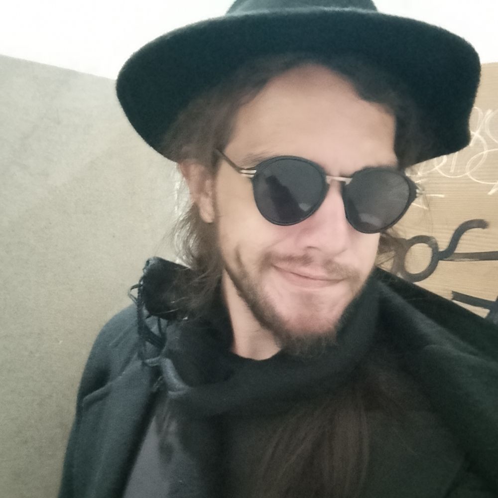O cara do chapéu 