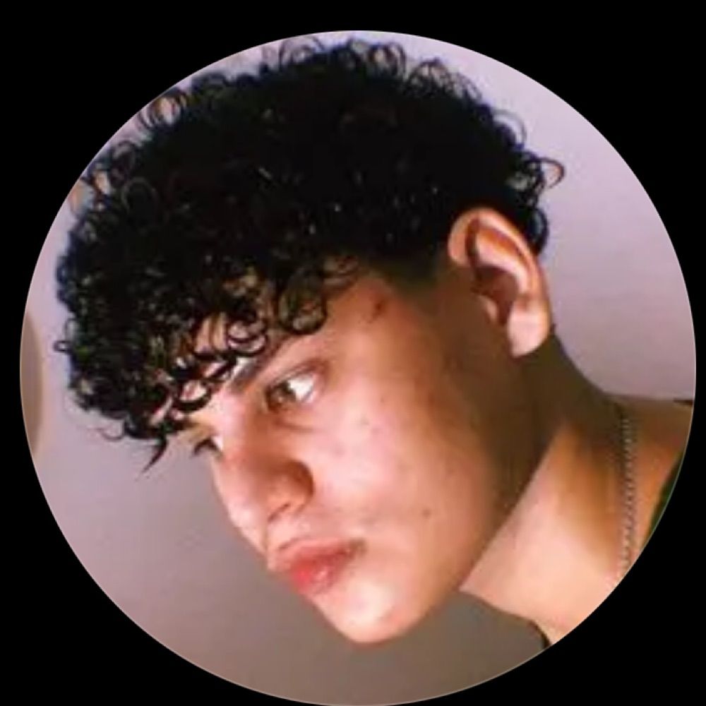 Vamo fazer amizade e rezar pro X voltar pq que app vey podiii