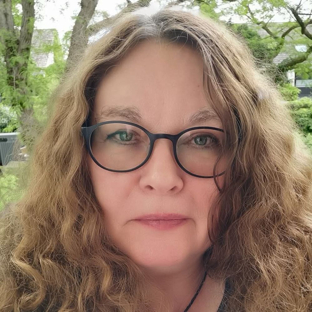 Jacqueline Knörr