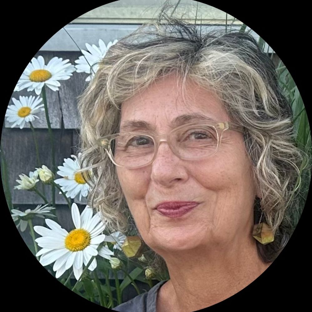 Holly Hanessian