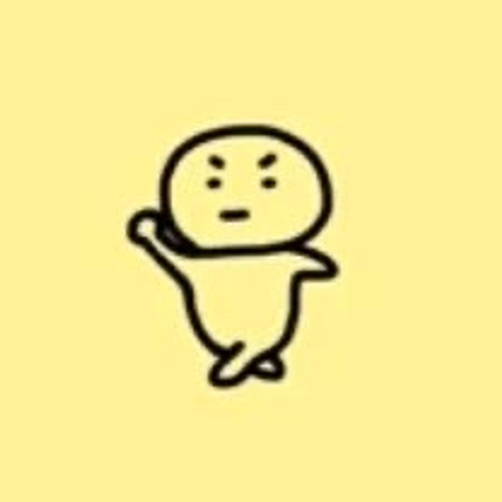 ぴーこ