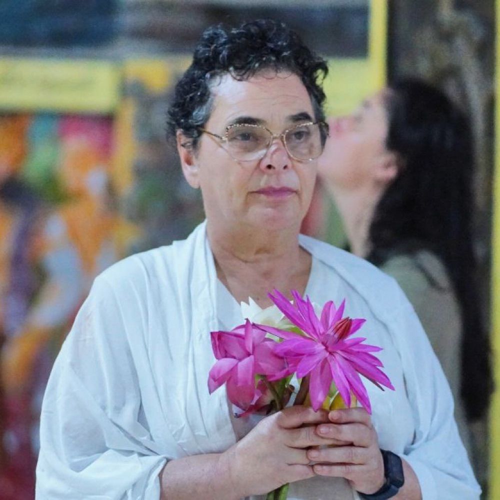 Shoshana Simons