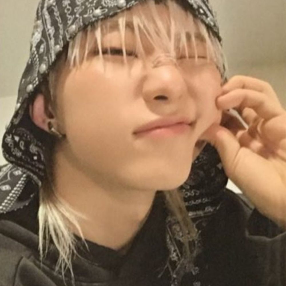 jeonbo_bo ఇ ◝‿◜ ఇ