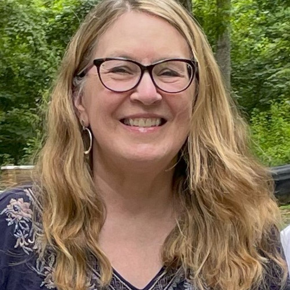 Lisa Roney