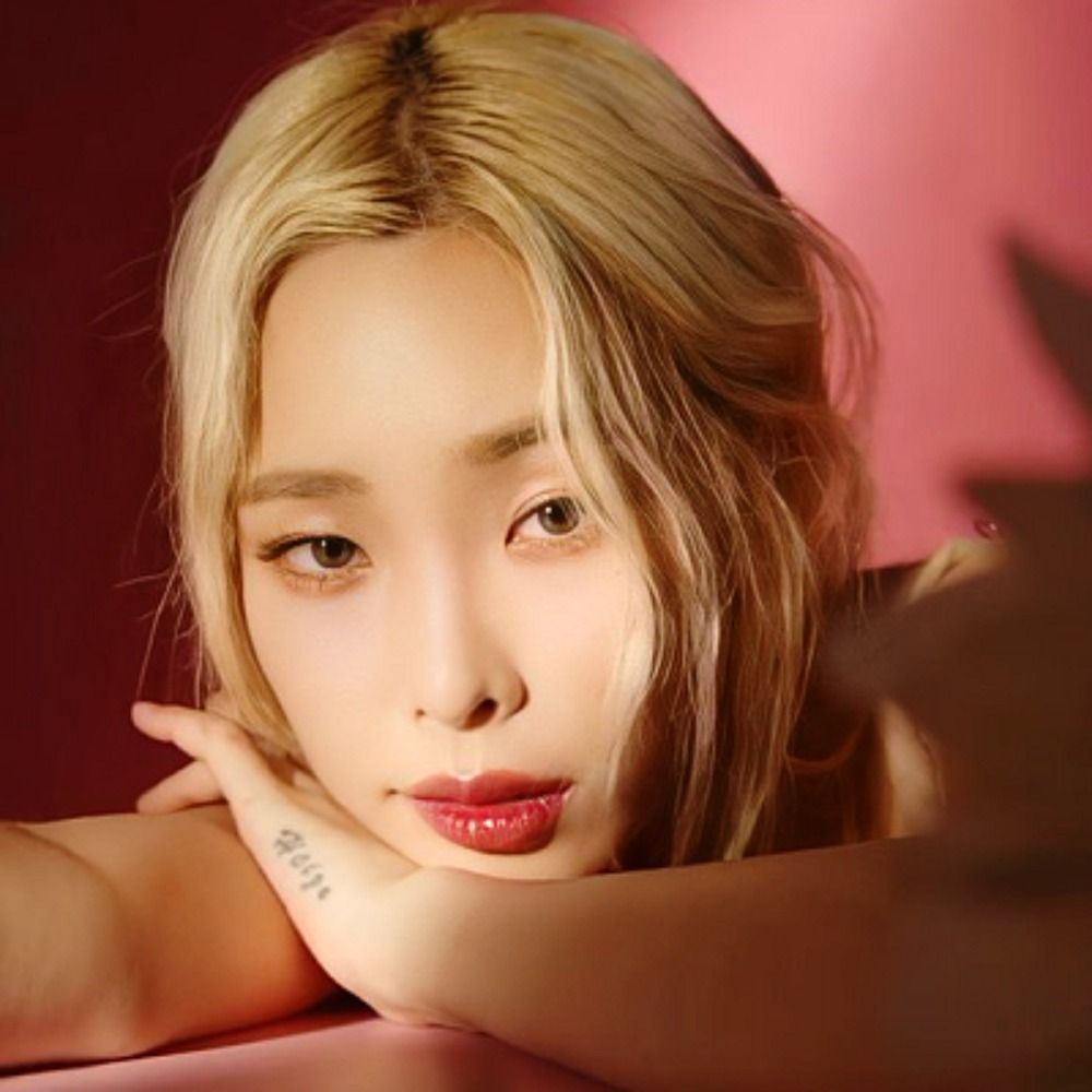 elle