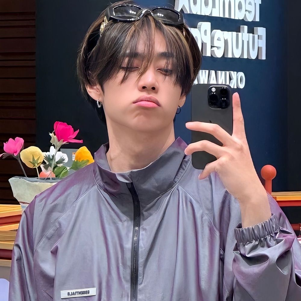 𝐓𝗁𝗈𝗆𝖺𝗌.