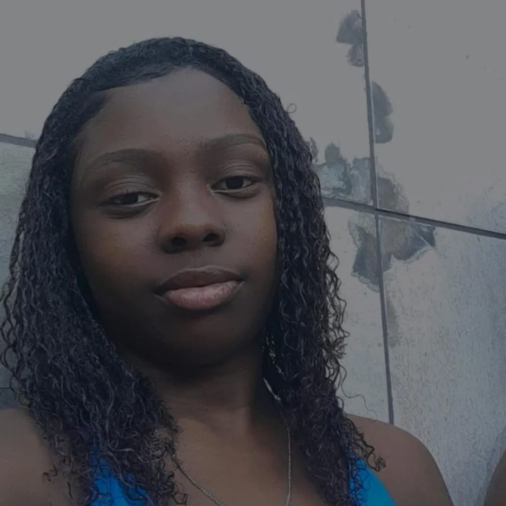 bruneca boneca 