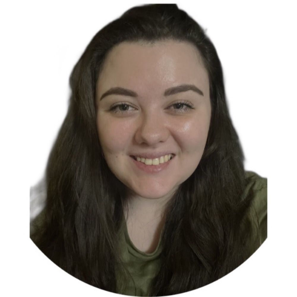 Suri | English Teacher