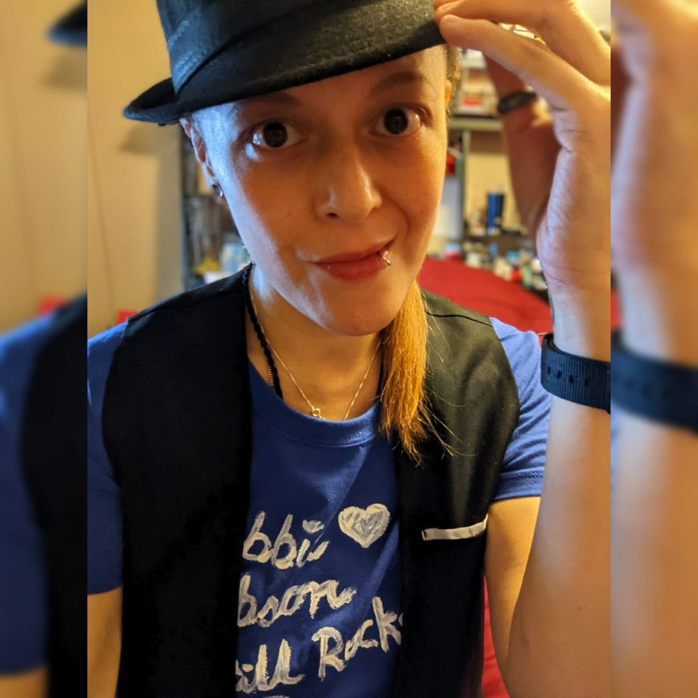 codebytequill 🏳️‍🌈💙🇺🇦📚