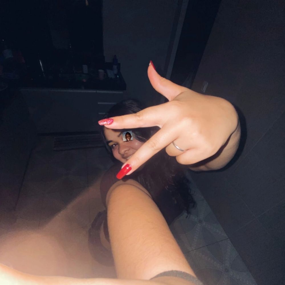 ana cláudia