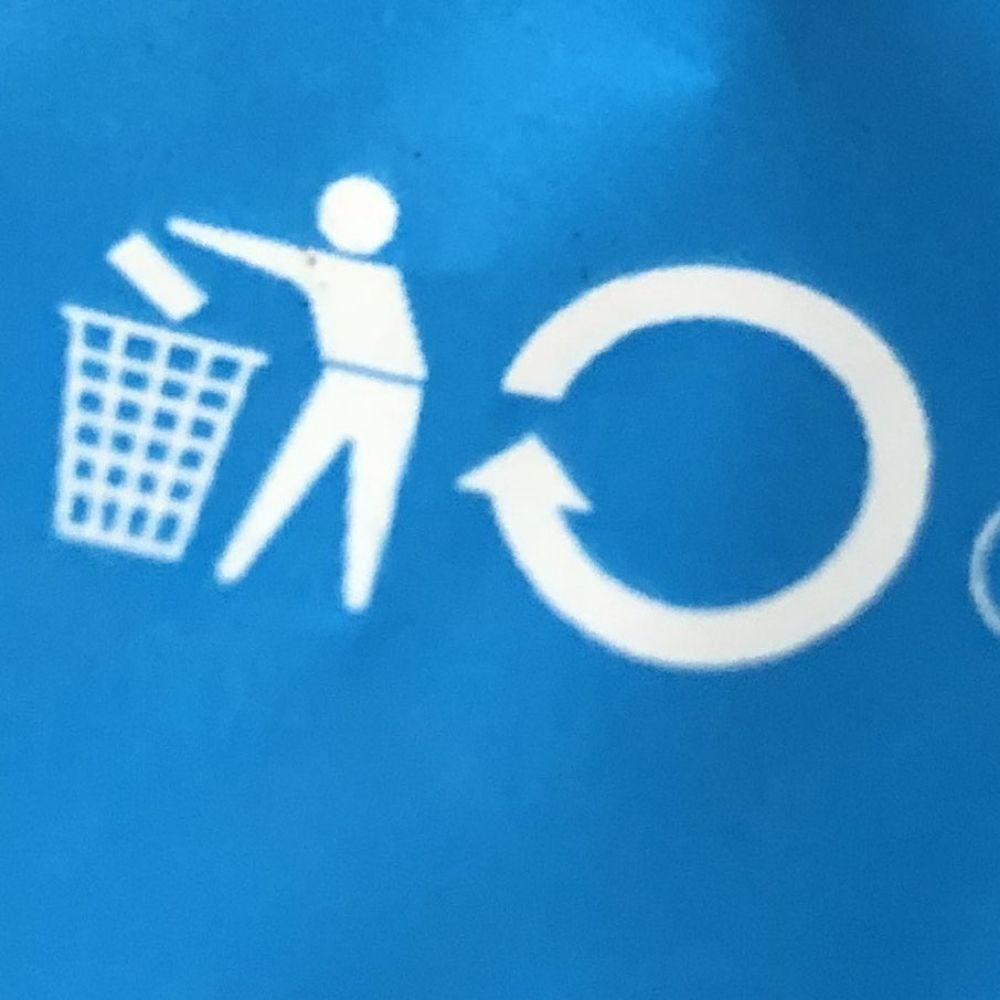 🚮