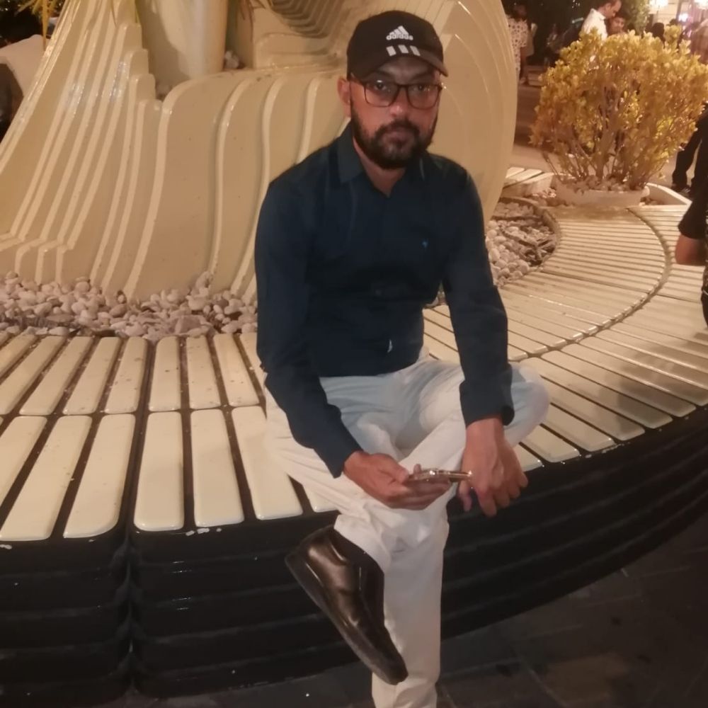  Nadeem Zafar