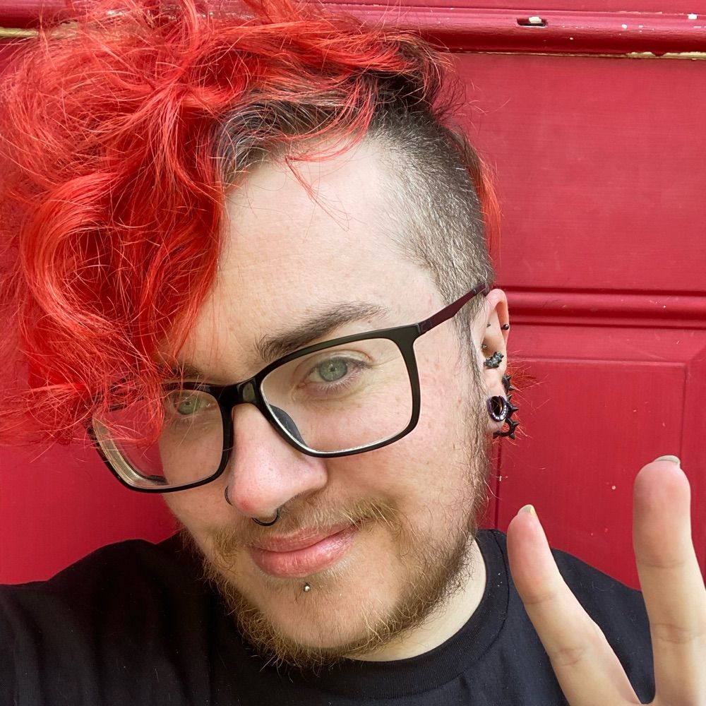 Reddie Mercury ❤️‍🔥 he/they