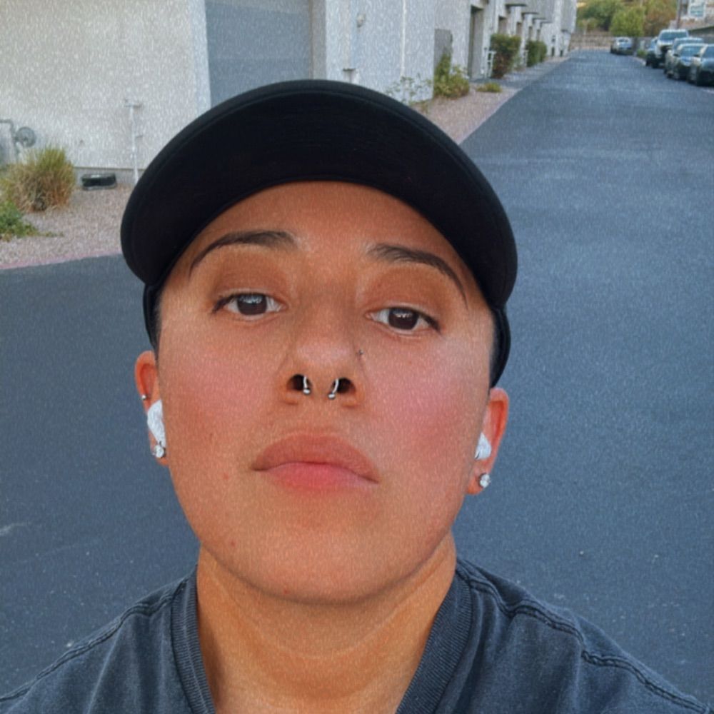 Bee🏳️‍🌈