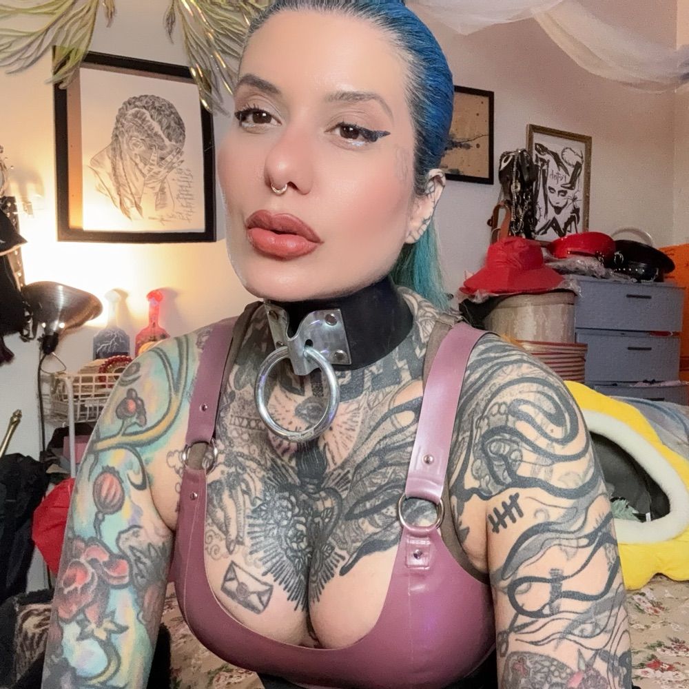 Unbound Bruja