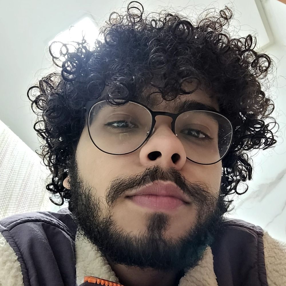alvaro 🧋