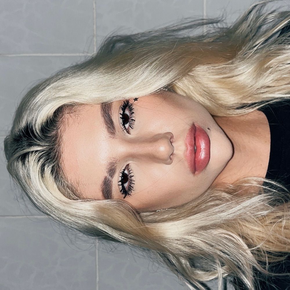 Alexia Anad 