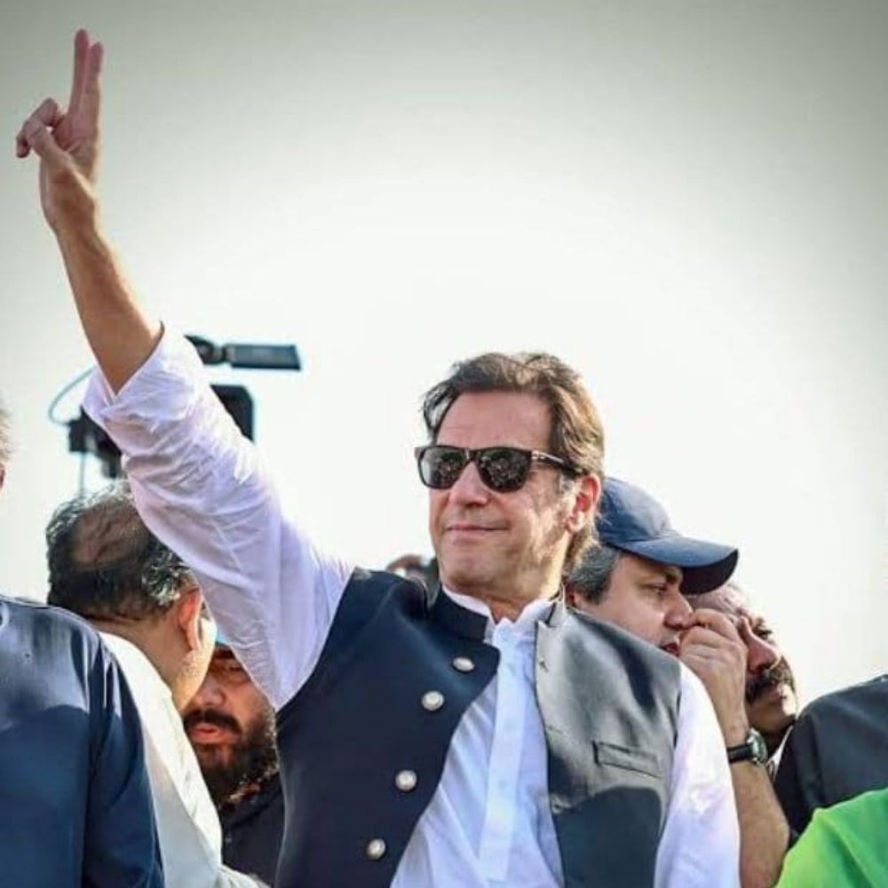 PTI Official 🇧🇫