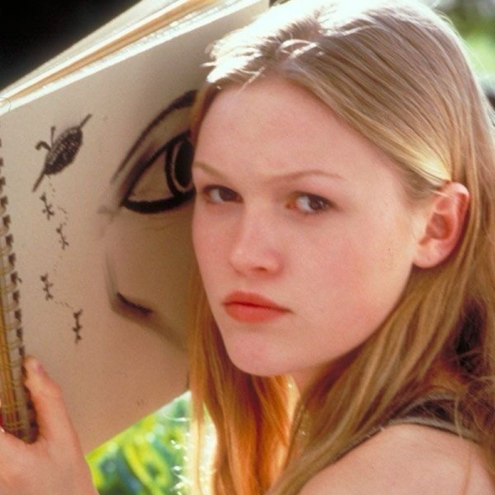 vivi | 📖:  Daisy Jones & The Six