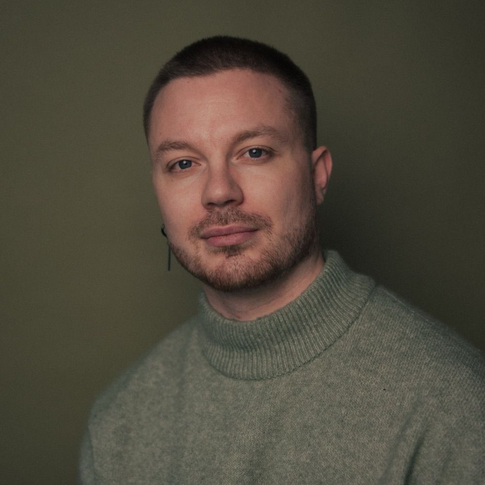 Lukas Moll - Queer Artist