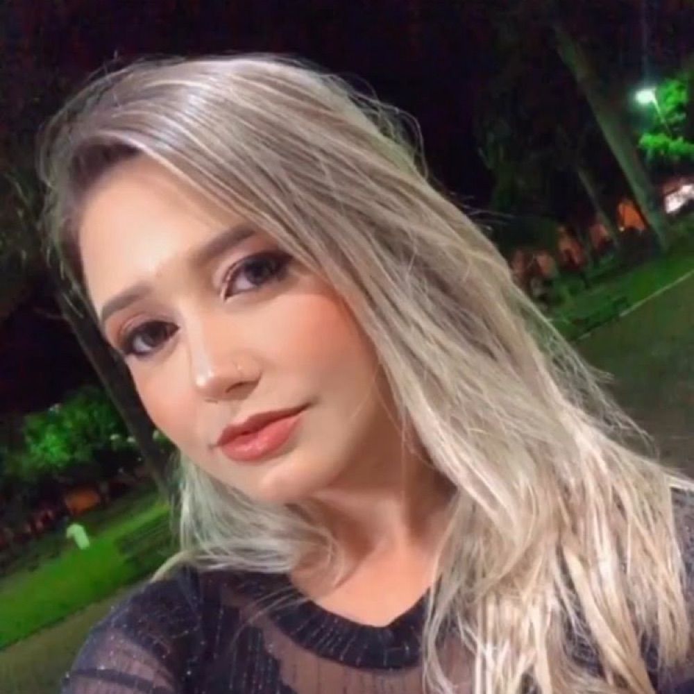 Laura Julia Engroff 🦋✨