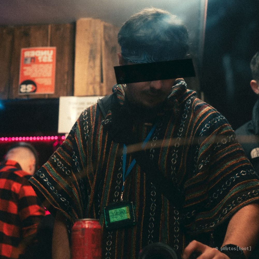 hoot [18+]