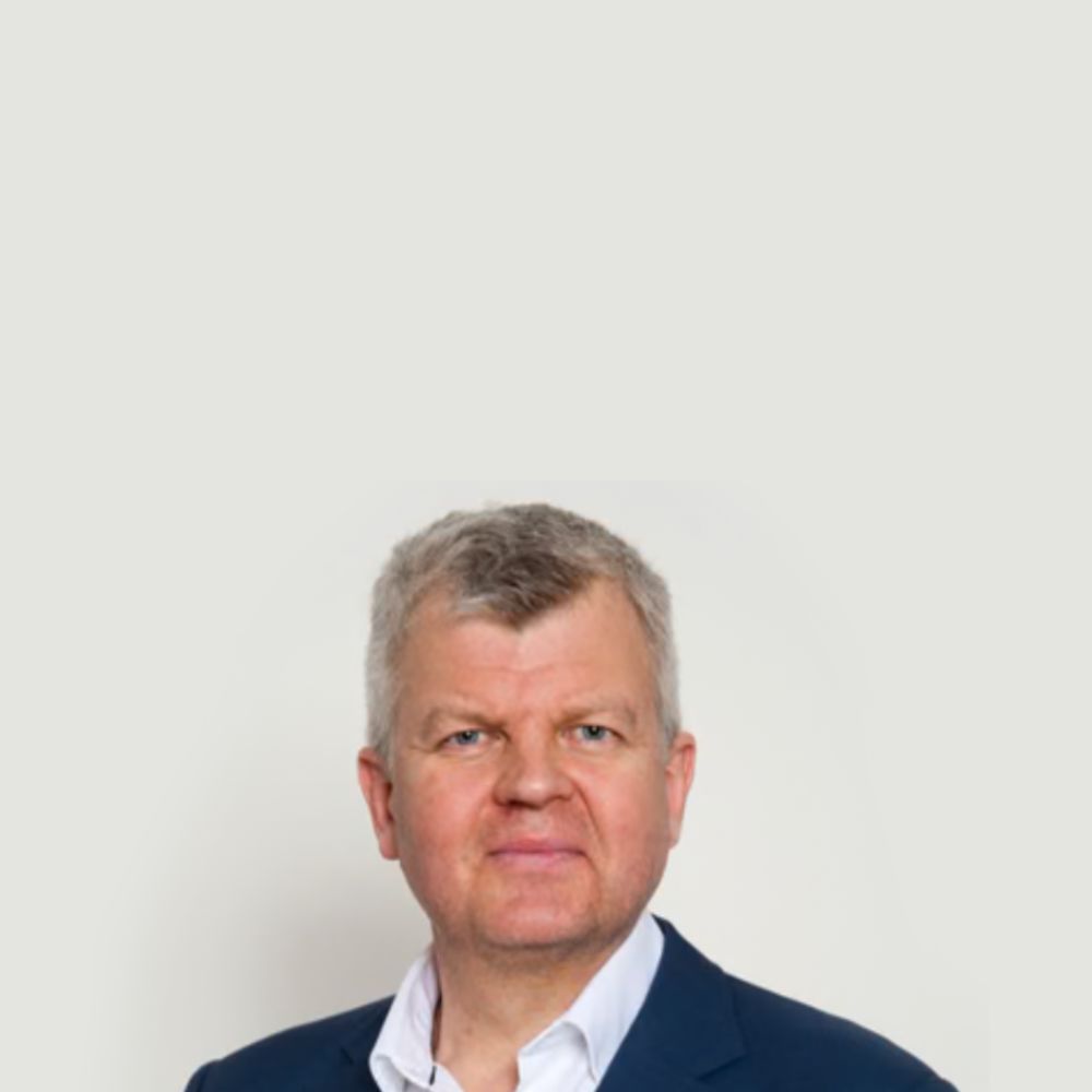 Adrian Chiles (Tiffin Fiddler / Wax Paper Dabbler / Parody)