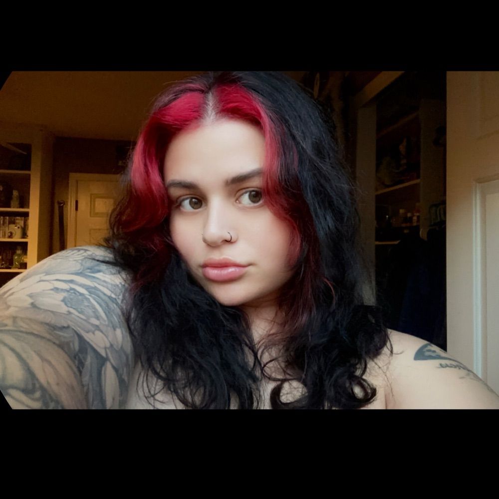 Meg ‪‪❤︎‬