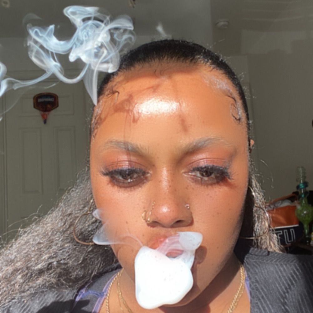 ThickThighsStonerVibes