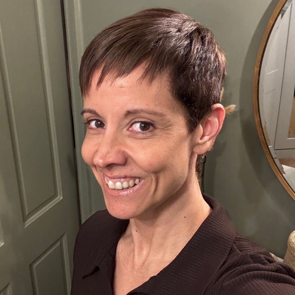 Dr Nova Deighton-Smith