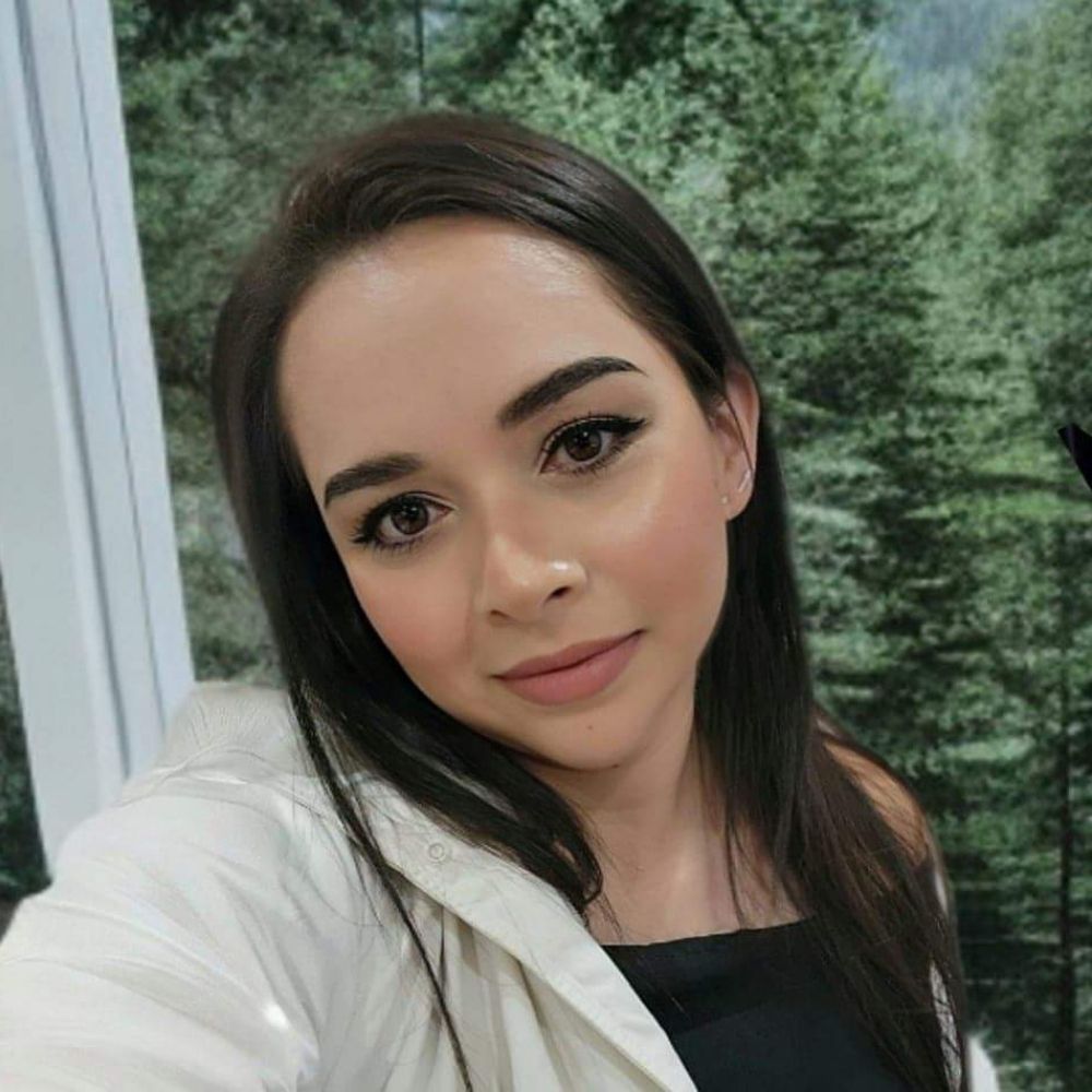 Eva Pau