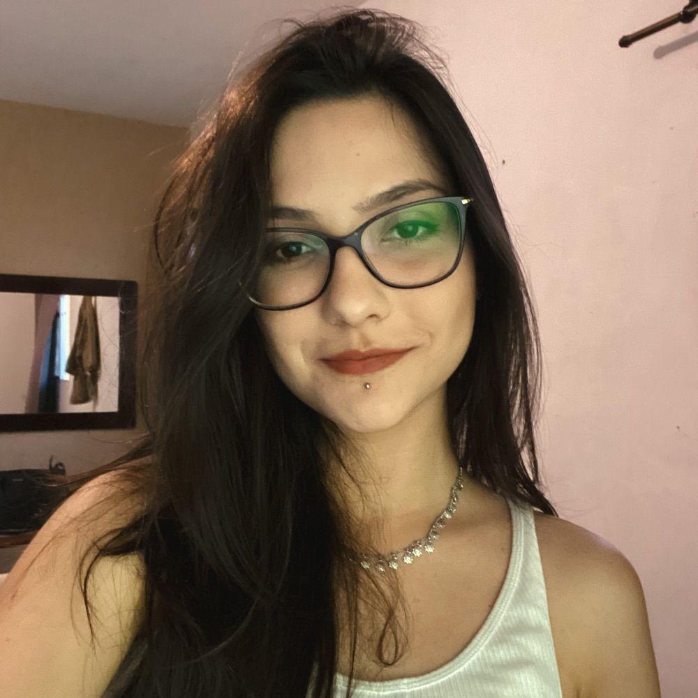 Bia Alves