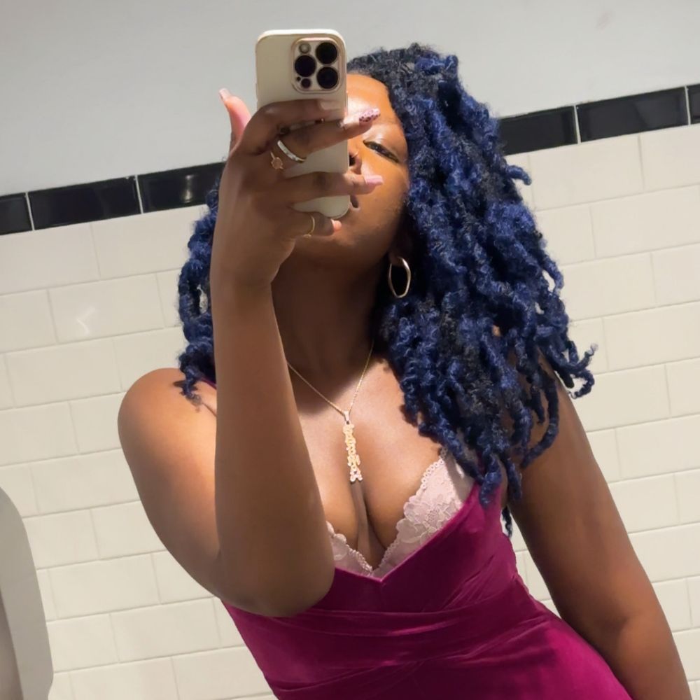 angela.b.adwoa