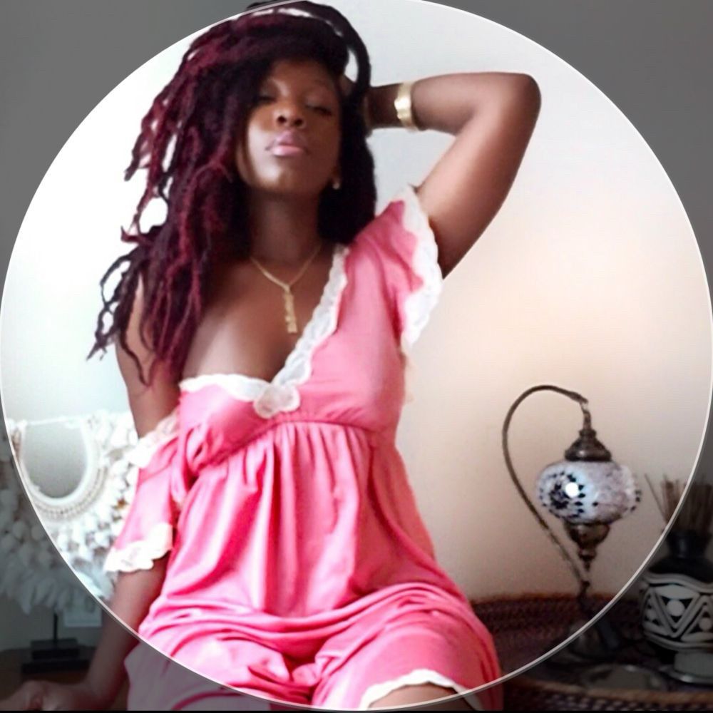 angela.b.adwoa