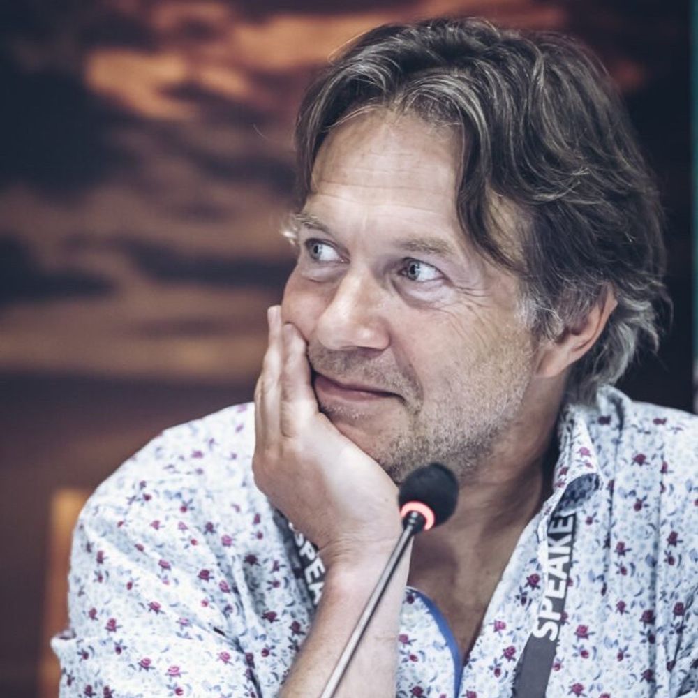 Dirk Holemans