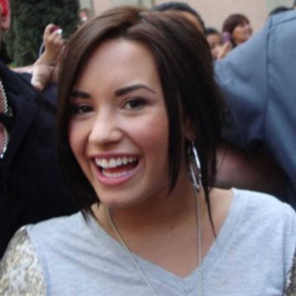bea loves demi 