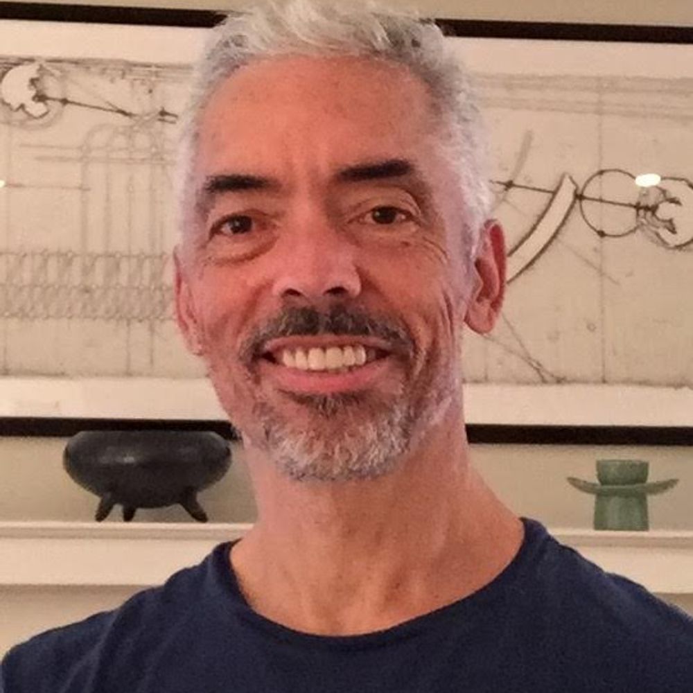 Desson Thomson