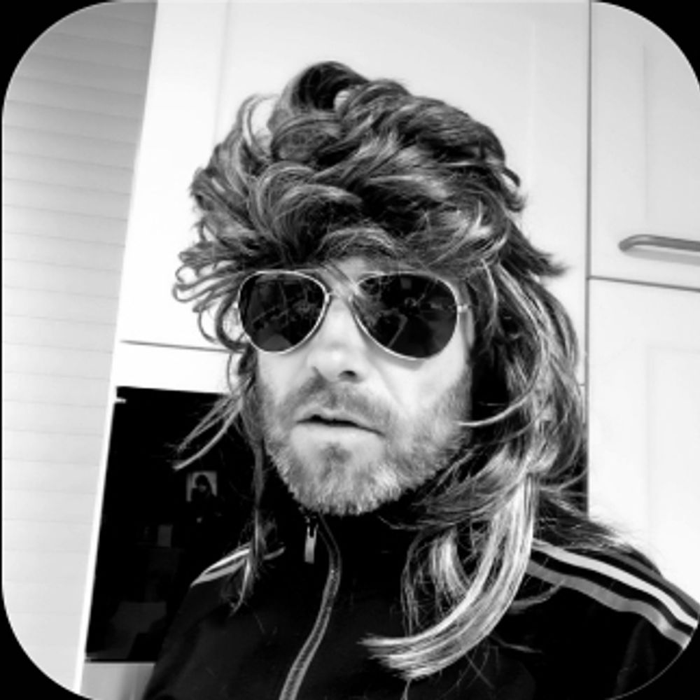 Bundeskanzlord (Backup Account for @bundeskanzlord.bsky.social)