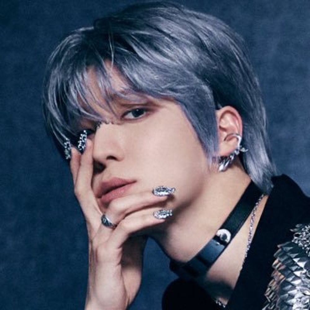 Seongwhore 🍉💎⋈🌙🏴‍☠️合💎