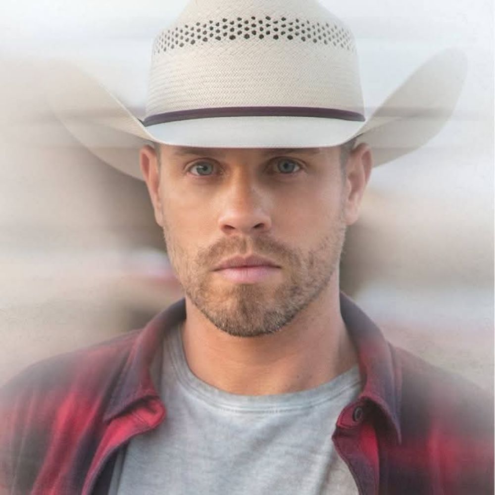 Dustin Lynch