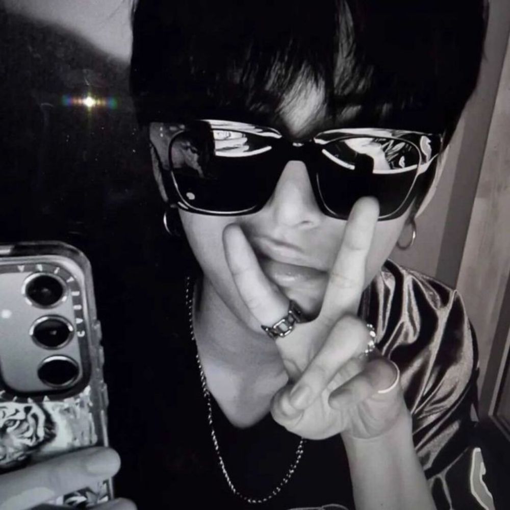 Jimin de calcinha