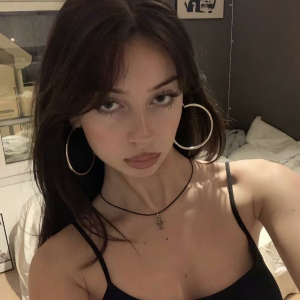 nini៹