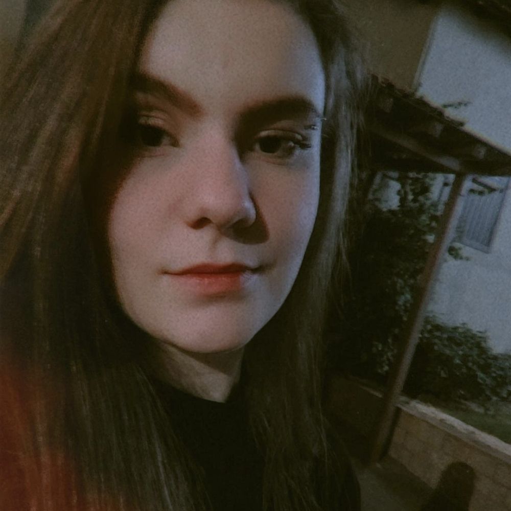 Júlia Serante 