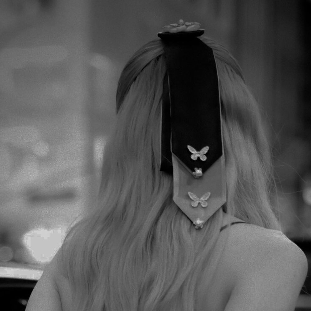 ‘ 𝑏𝑒𝑡ℎ𝑎𝑛𝑦 𝑎𝑢́𝑔𝑢𝑠𝑡𝑎. 