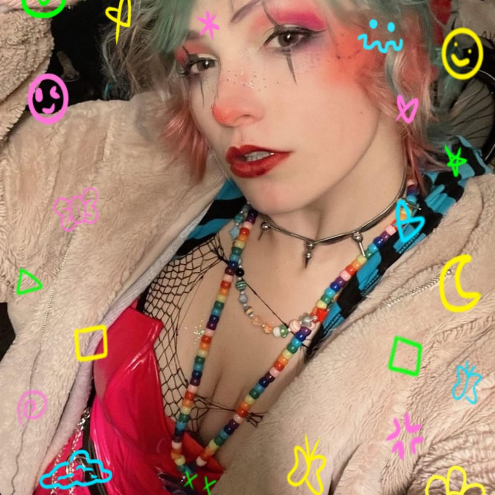 🏳️‍⚧️Nana Bee🏳️‍🌈