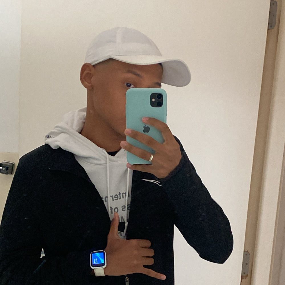 🎭