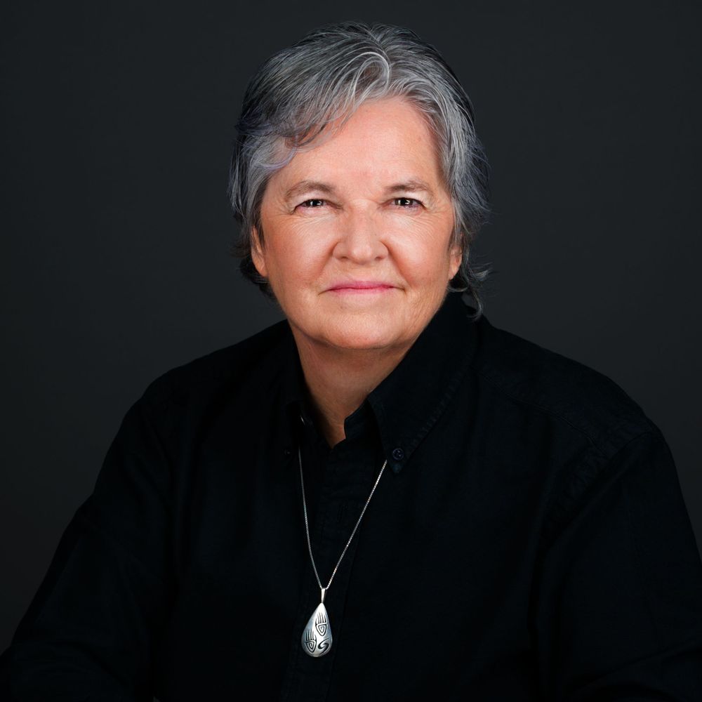 Deborah J Ledford
