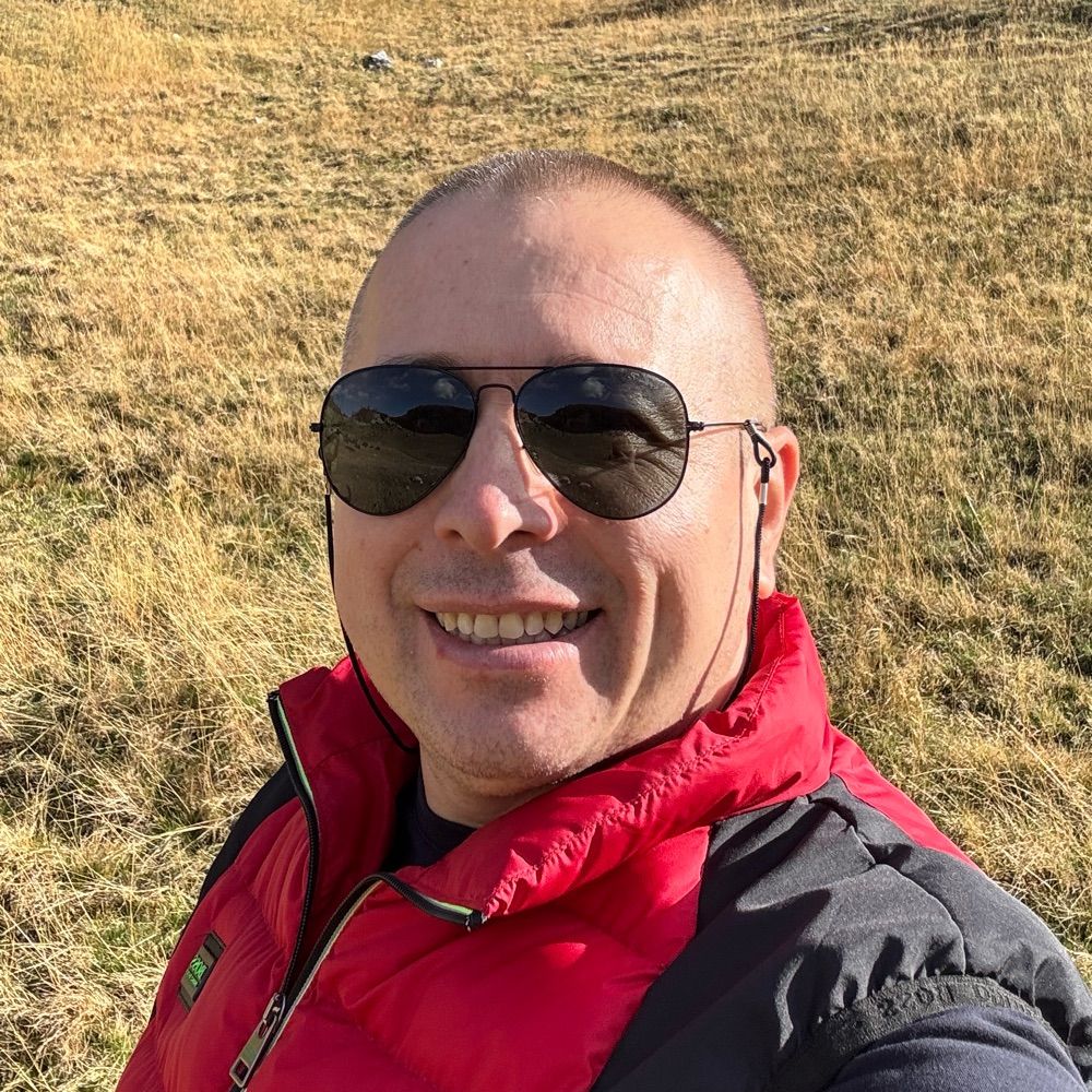 Dr Jovan Rabrenović 🇲🇪